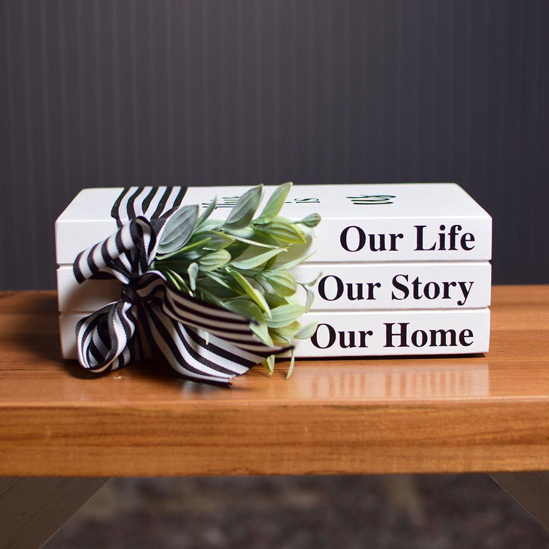 This is Us/ OUR Life, Story, Home White