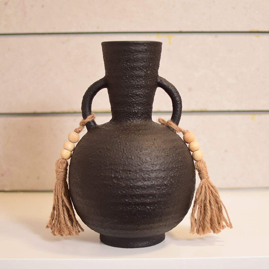 Black round vase
