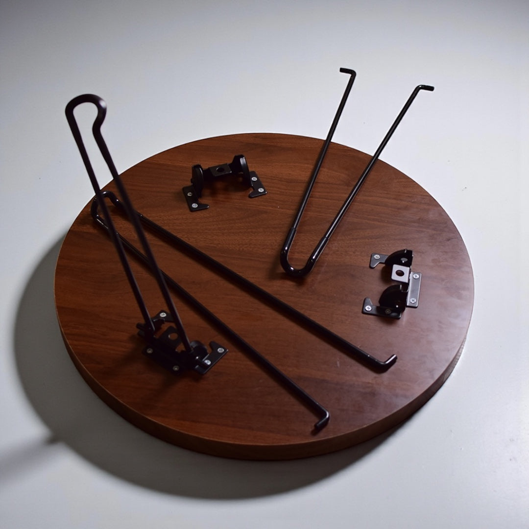 Flexi leg wooden table