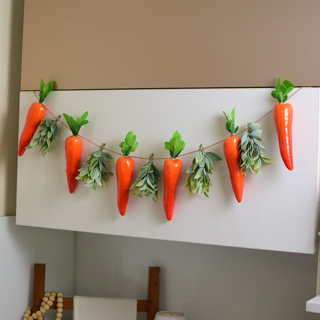 Carrot garland
