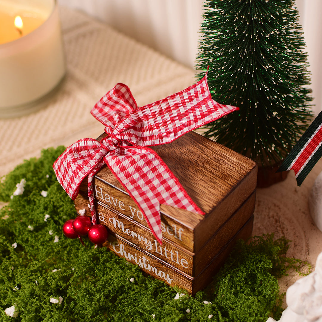 Mini “Have Yourself a Merry Little Christmas” Book Stack