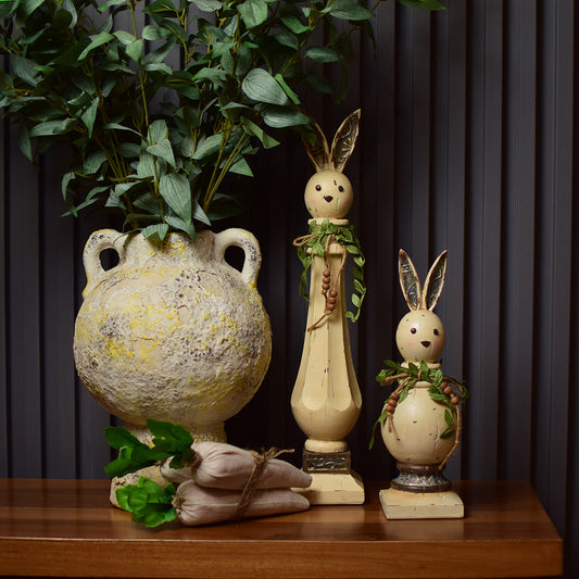 Farmhouse style wooden bunny